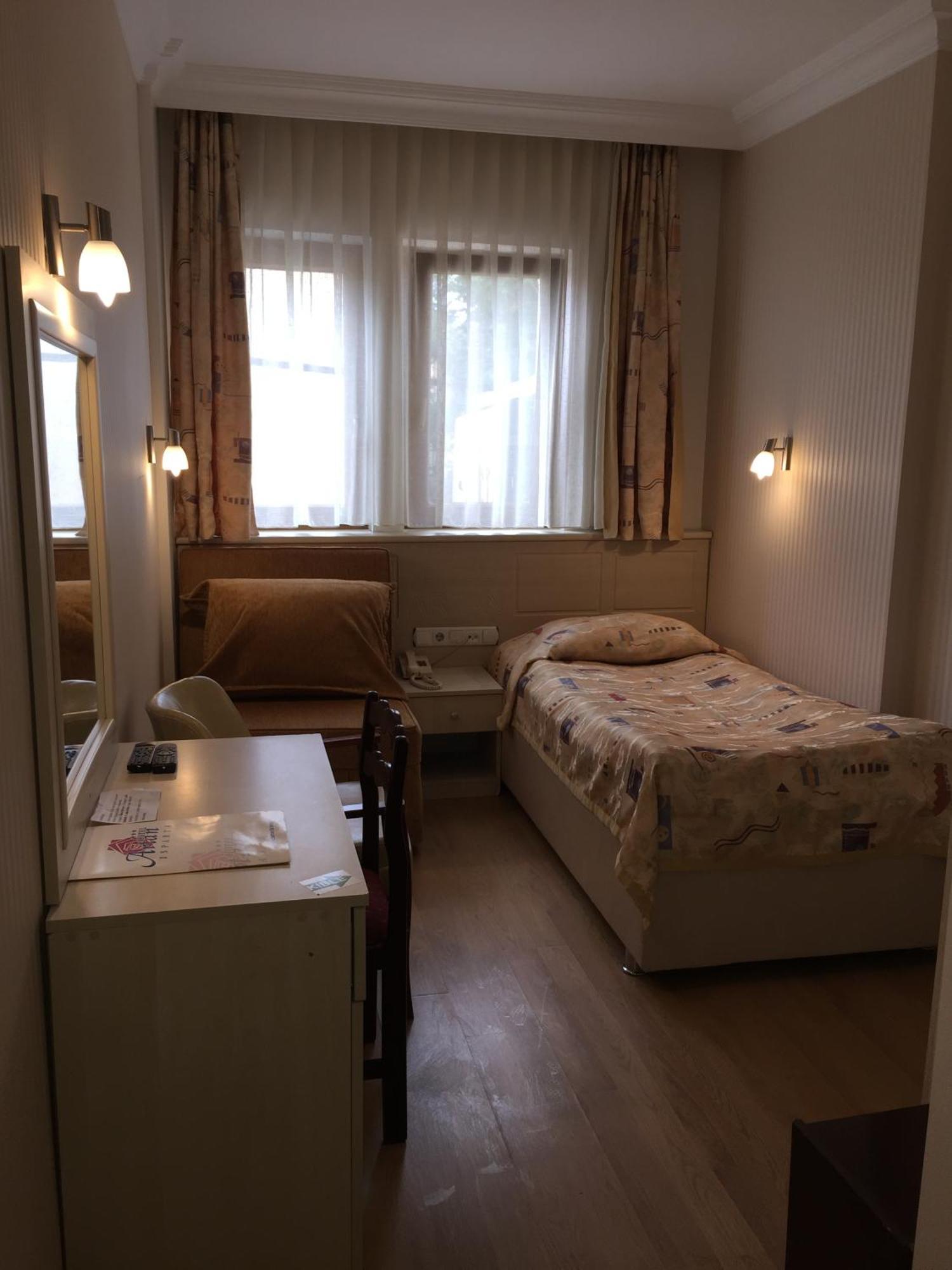 Artan Hotel Испарта Экстерьер фото